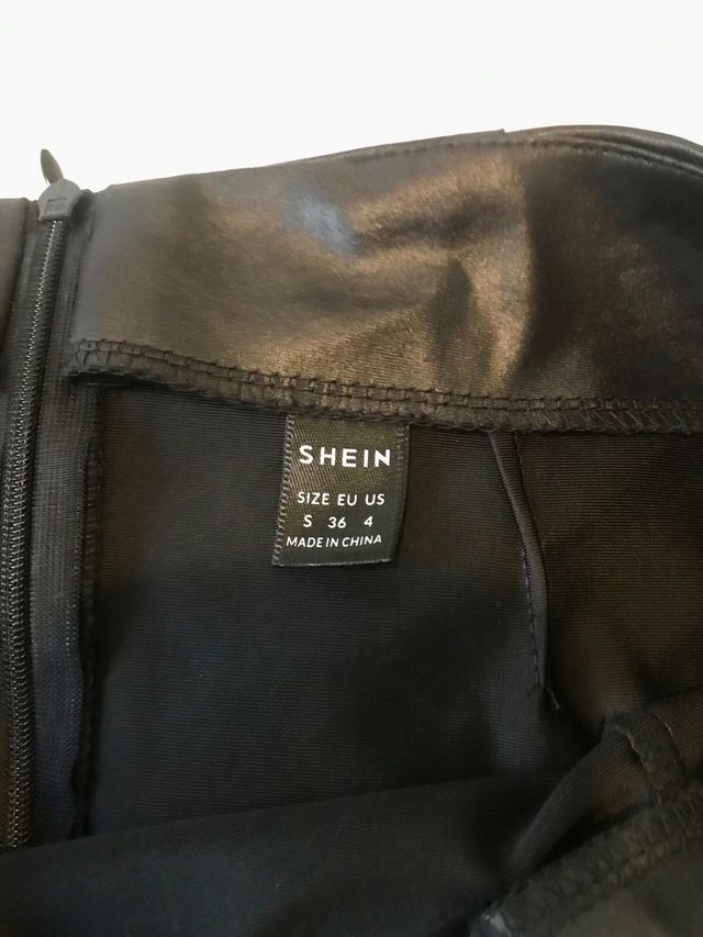 Pack vaquero, camiseta, suéter y falda