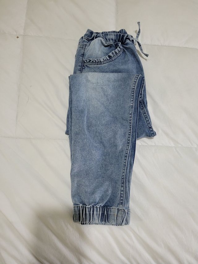 Pantalon vaquero niña H&M talla 9- 10 añ