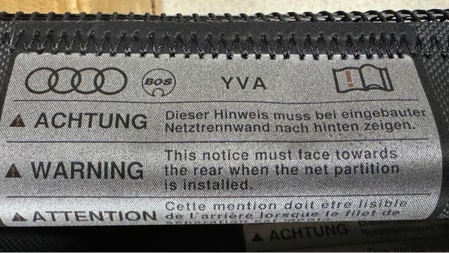 Audi Q5 - Set ORIGINAL mallas separadoras de carga