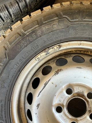 CASI REGALONEUMATICOS CON LLANTA CRAFTER / MAN TGE