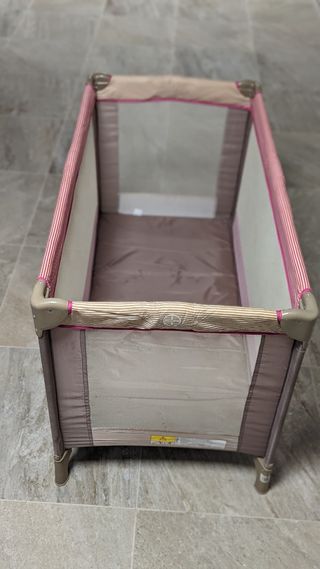 Cuna de viaje parque Rosa