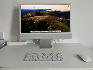 Ordenador iMac 24”  Como nuevo  Pantalla 4.5k
