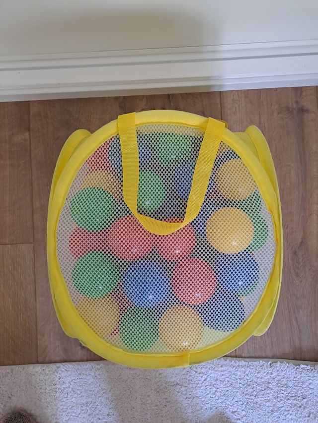 Bolsa pelotas bebé colores. Juguettos.