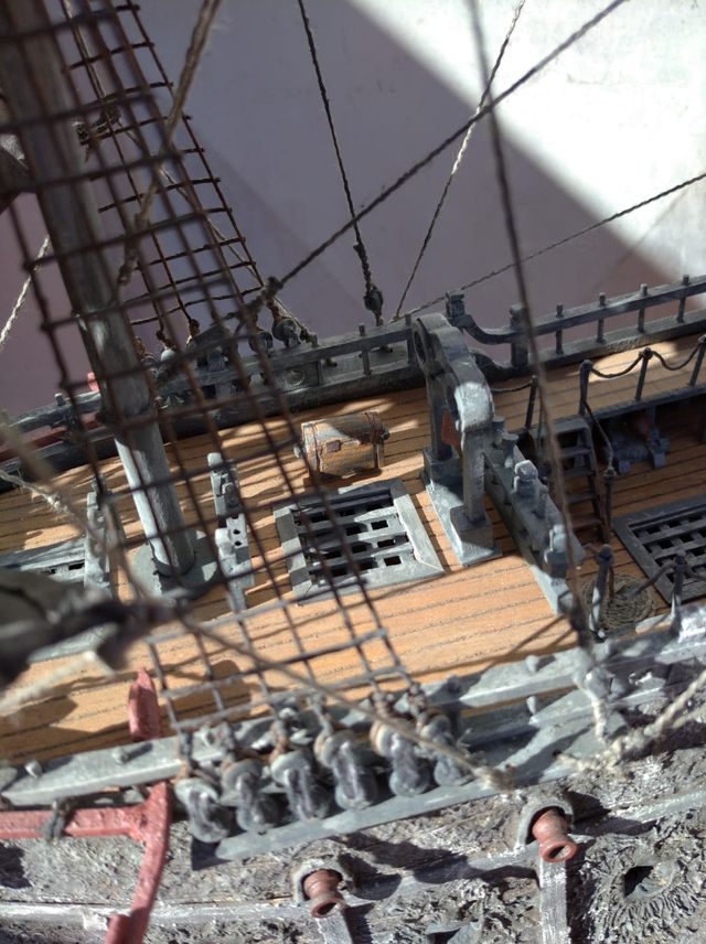 Barco pirata el holandés errante echo a mano