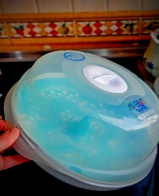 Esterilizador bibes Avent
