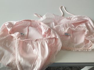 Ropa interior íntima femenina ( ropa sin estrenar)