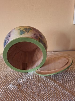 Portaoggetti decorato