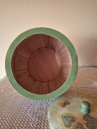 Portaoggetti decorato