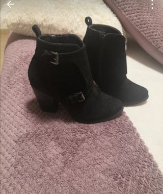 Botines negros tacón