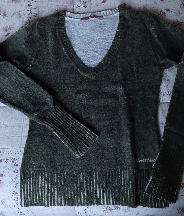 MAGLIONI SCOLLO V FUCSIA E VERDE