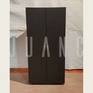 Armario negro de madera 169x82x53cm