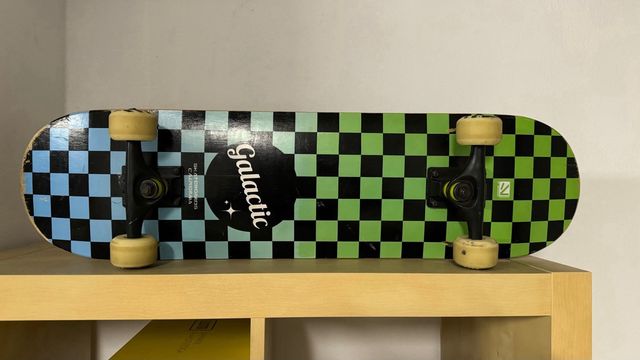 Skateboard Galactic