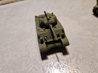 2 modellini carro armato