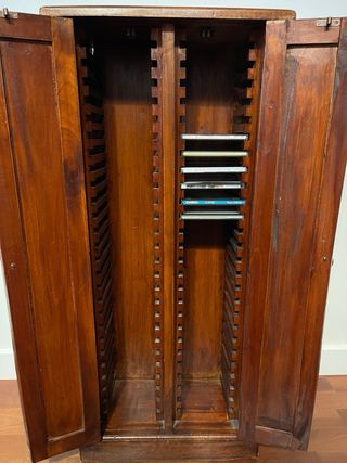 Mueble para guardar CD DVD videojuegos