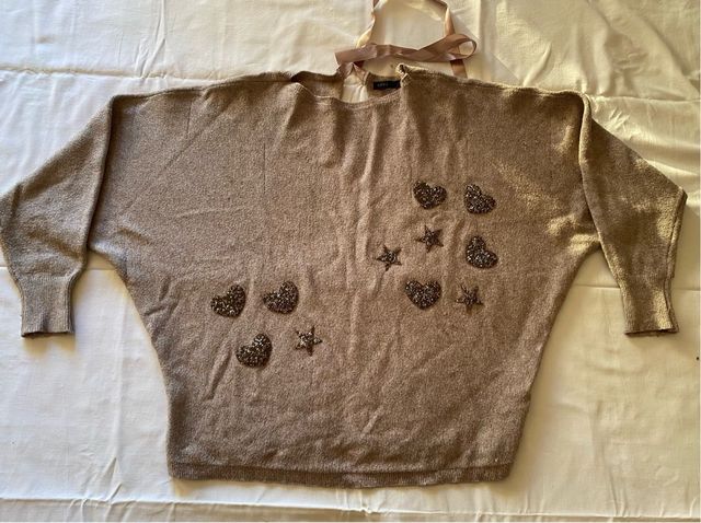 Maglia donna con maniche a pipistrello e decori