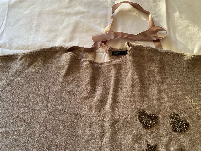 Maglia donna con maniche a pipistrello e decori