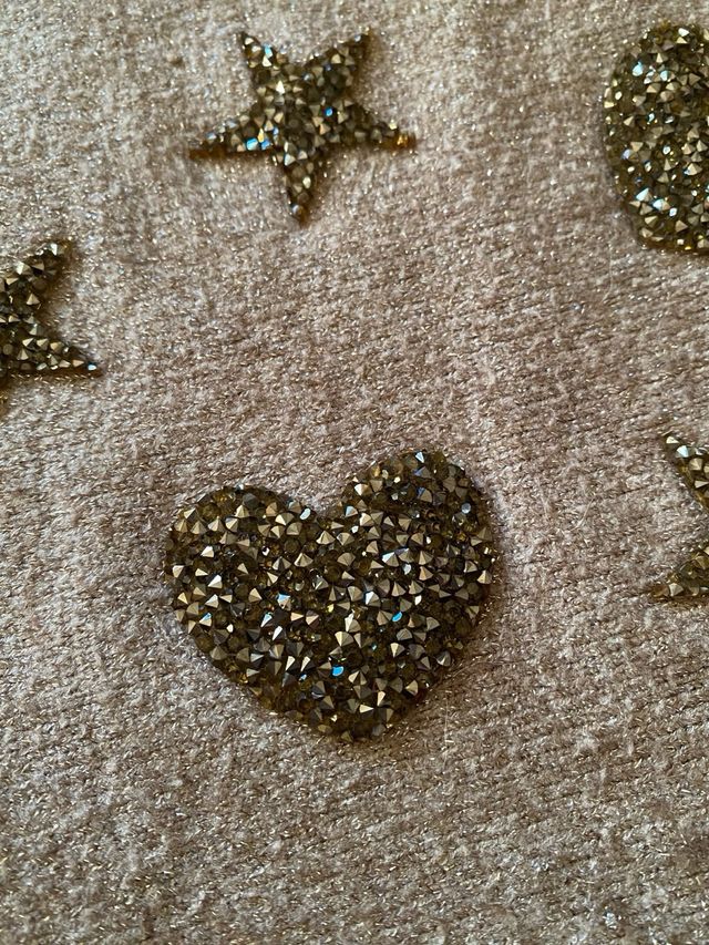 Maglia donna con maniche a pipistrello e decori