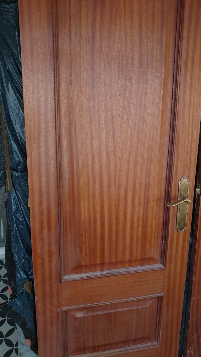 Lote puertas de madera