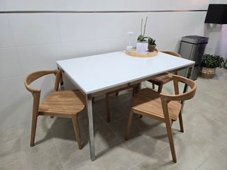 4 Sillas de madera natural de olmo