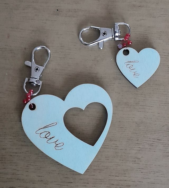 Portachiavi in legno per San Valentino
