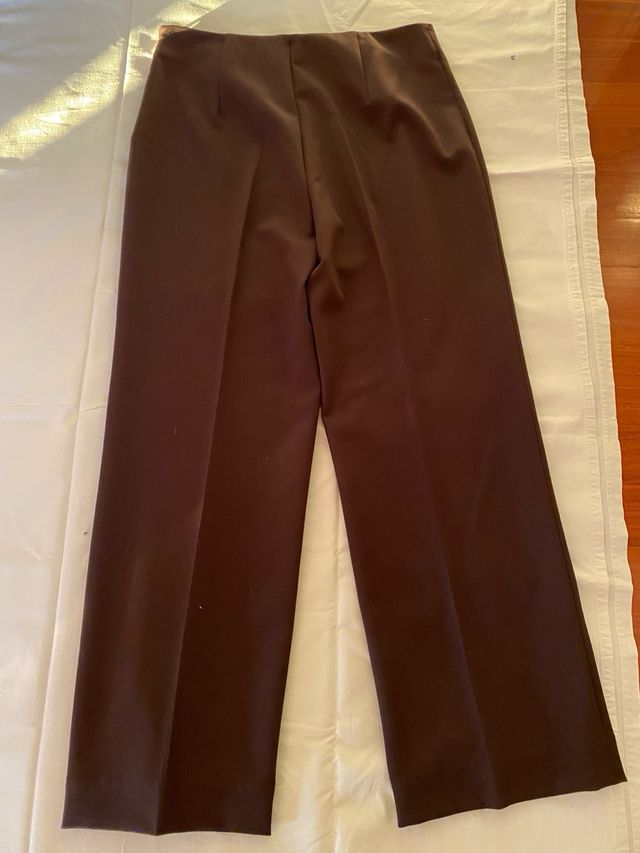 Due paia di pantaloni donna taglia 44