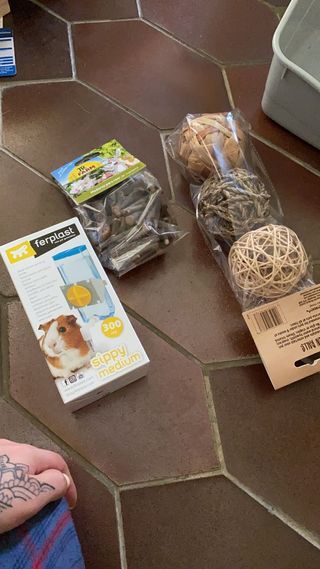 Jaula para cobayas o conejo con varios accesorios