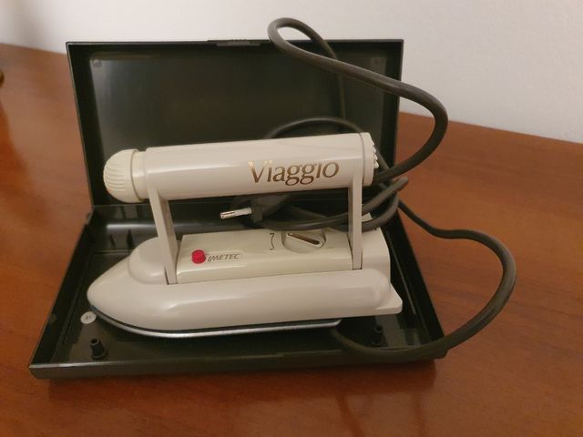 Ferro da stiro da viaggio 