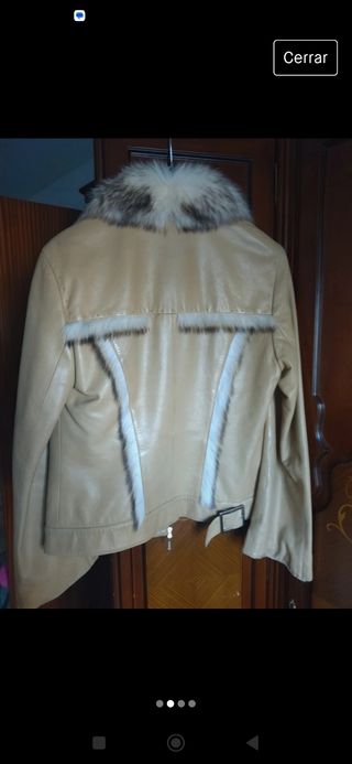 Chaqueta con pelo natural 