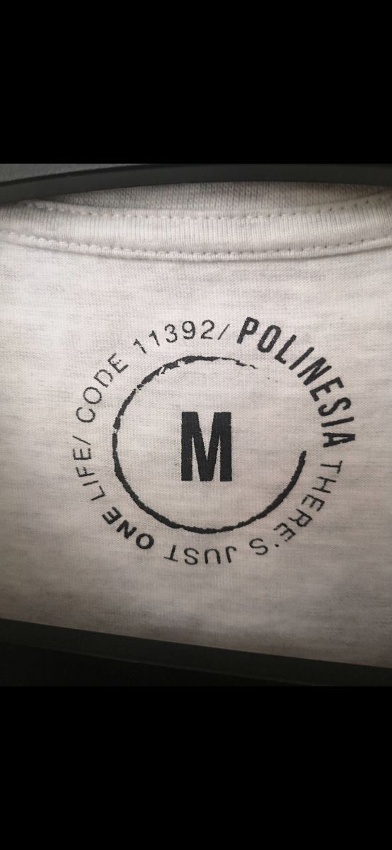 Camiseta de chico talla M de Polinesia.