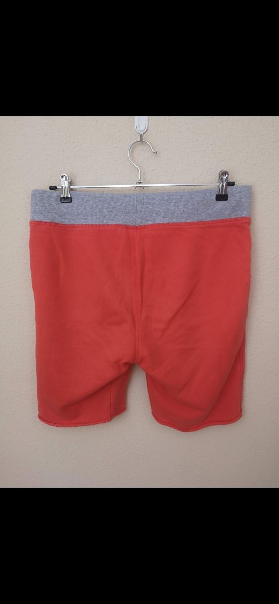 Bermuda de niño talla 14 años de H&M.