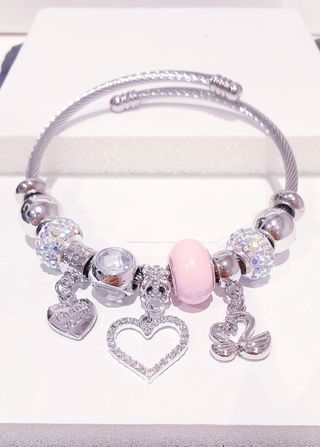 Bisutería mujer, Brazalete acero