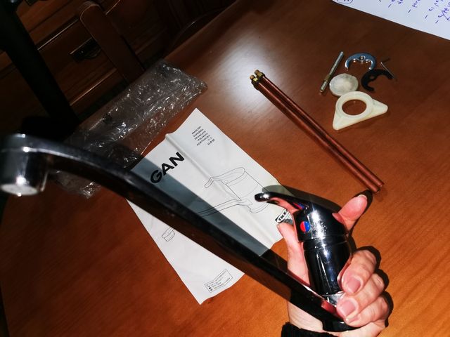 Grifo de cocina monomando completo Ikea nuevo