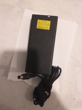 Cargador portátil TOSHIBA