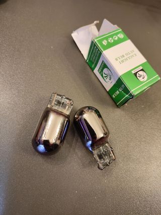 Bombillas t20 freno luz roja cromadas 7440