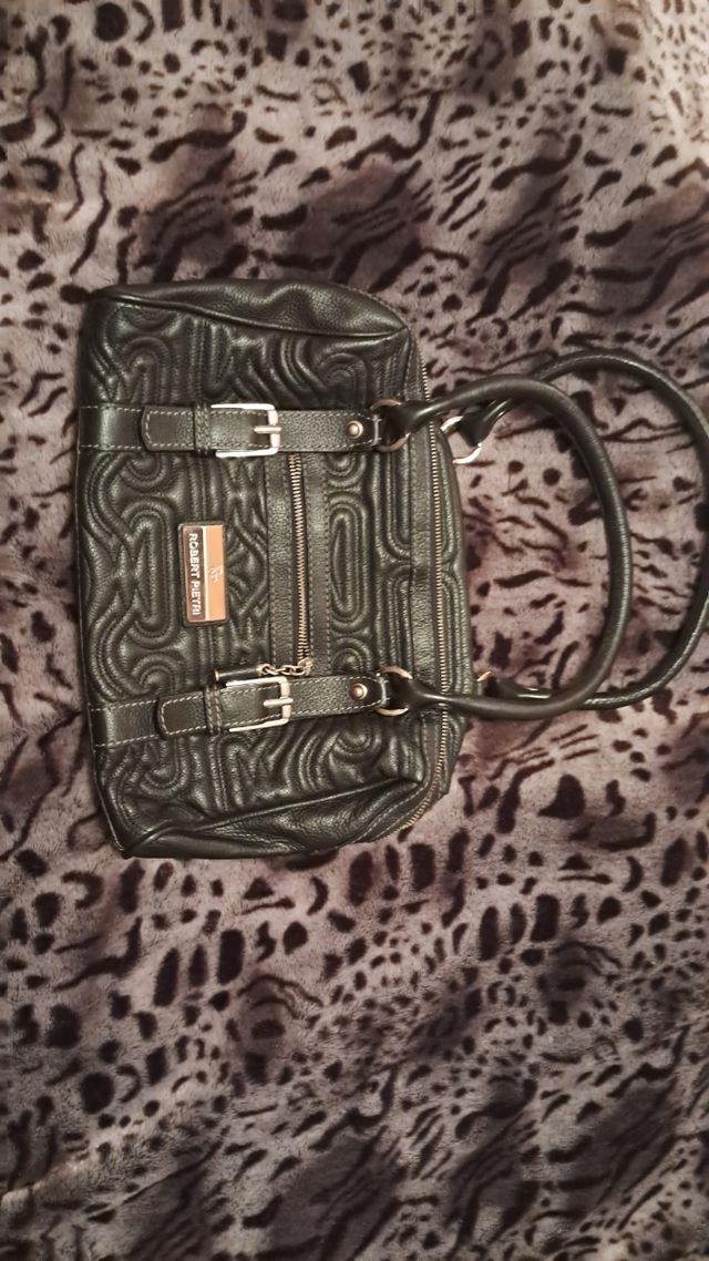 Elegante bolso de Robert Pietri