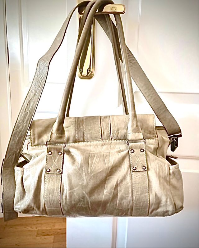 bolso piel grande. ELLE