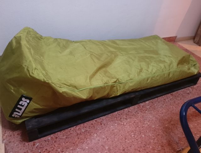 Puff largo con palet