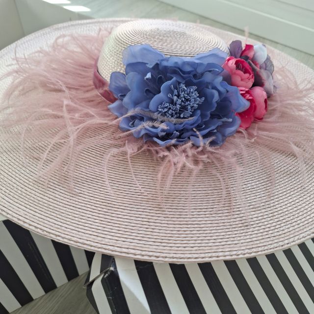 Pamela amplia de Isabel Cruz