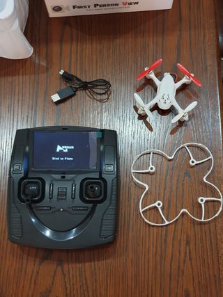 Dron Hubsan H107D X4 y Syma X5C de regalo