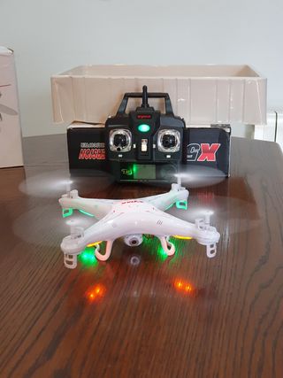 Dron Hubsan H107D X4 y Syma X5C de regalo