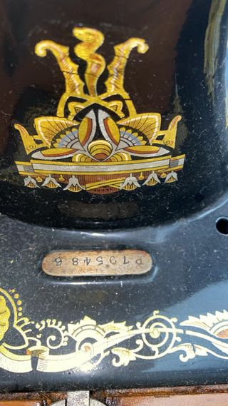 Máquina de coser Singer antigua