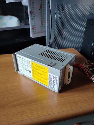 Alimentatore Power Supply PC Computer hp 840969