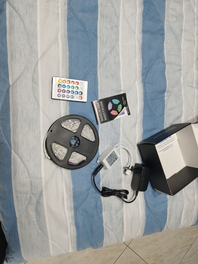 Striscia a led luminosa intelligente RGB