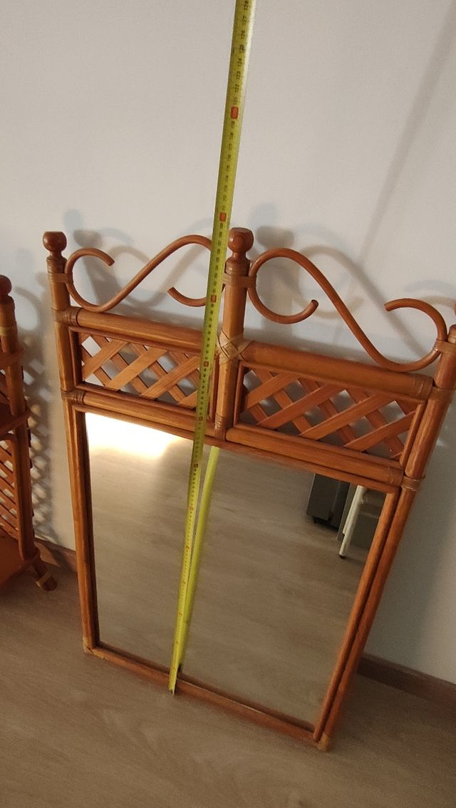 Recibor de Bambú Rattán con espejo de Rattan