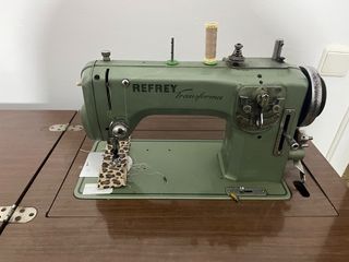Máquina de coser REFREY CL-427