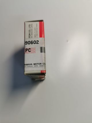 OEM PIEZAS NUEVAS YAMAHA
