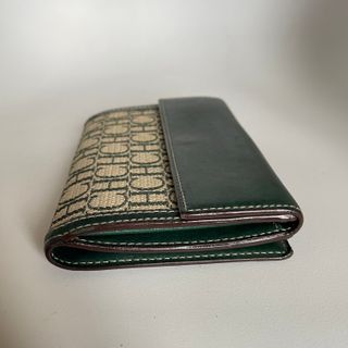 para maite: carolina herrera