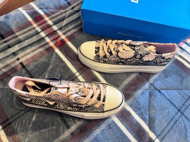 zapatillas Mustang talla 39