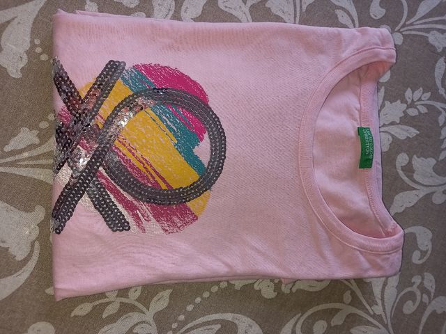 Camiseta Benetton.