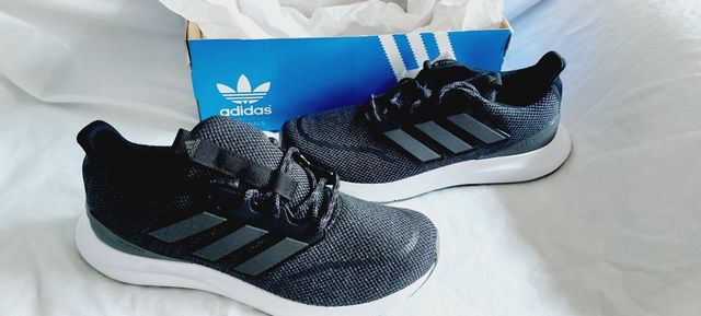 Adidas EnergyFalcon 40 2/3 - nuevas a estrenar.